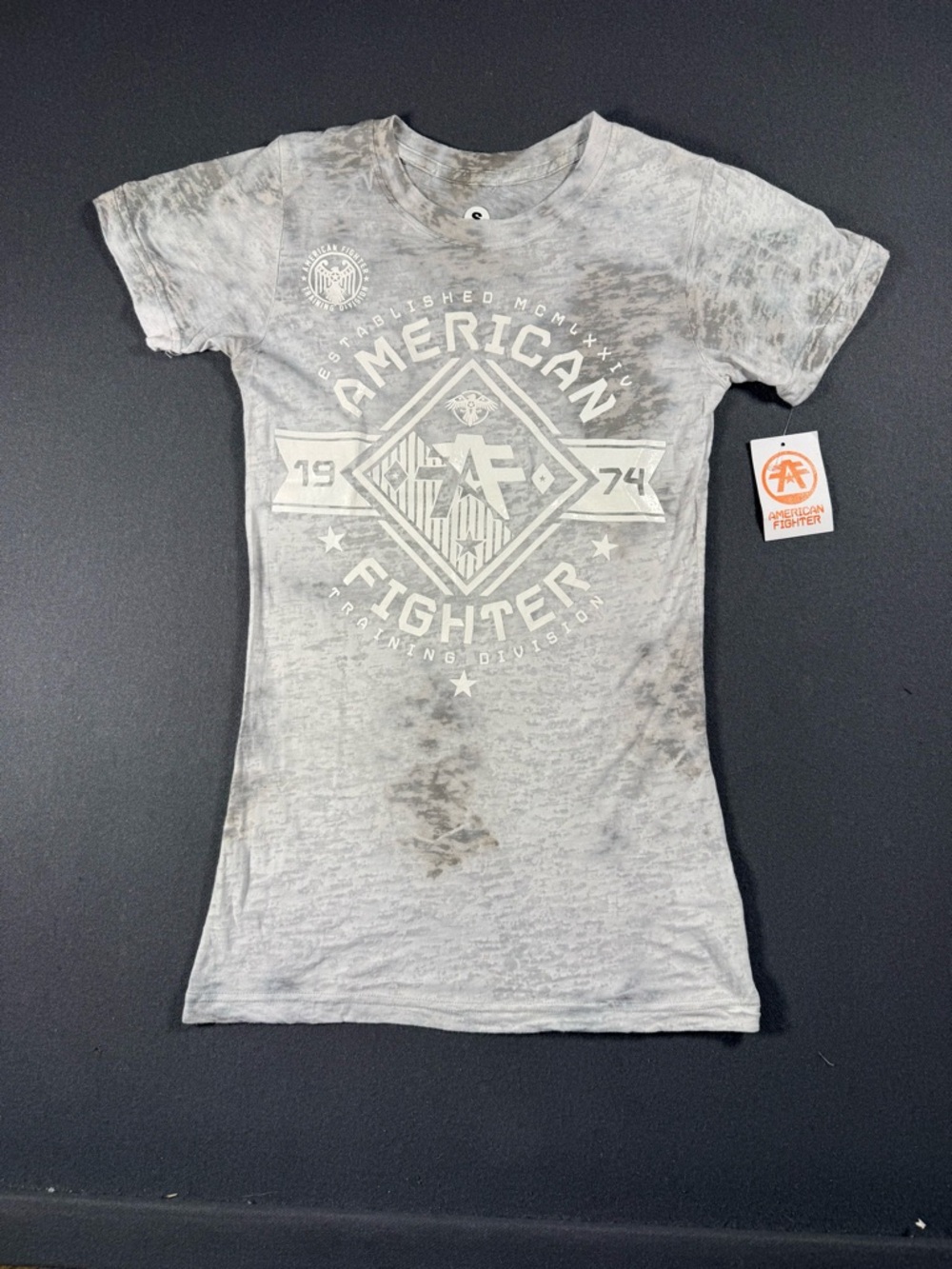American Fighter Burnout Graphic Tee Gray Training Division Shirt NWT - Small